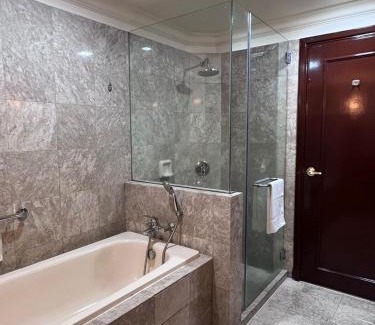 Imbi Apartment | Luxhouz Suites at Times Square Kuala Lumpur