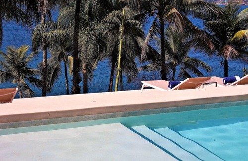 Centro Villa | LuxoBrasil #AR08 Exclusive Japan Island Angra dos Reis Vacation Rental