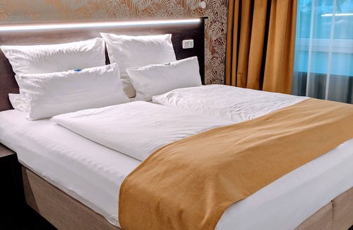 Karben Hotel | Luxstay