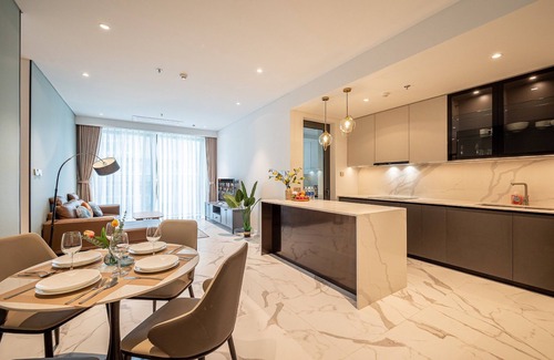 Thu Thiem Apartment | Luxstay Metropole The Crest Residence