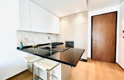 Tunis Apartment | luxueux appartement avec une piscine jacuzzi et salle de sport