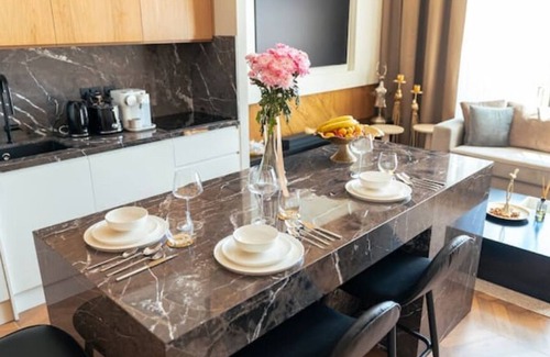 Bahceli Apartment | Luxuriöses 3BR Apt: Rooftop-Pool + Gym + Tennis