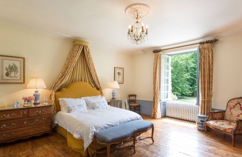 Saint-Aubin-de-Cadelech House | Luxurious Manor House with Private Pool and Tennis Court