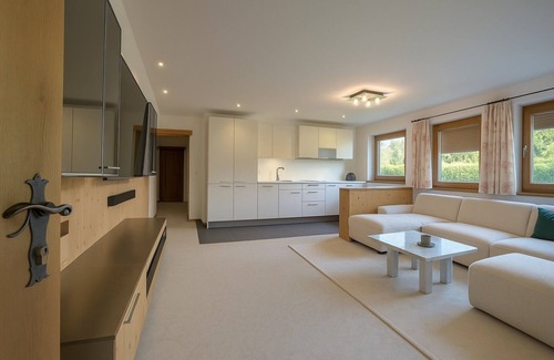 Mieming Apartment | Luxurious 120sqm vacation apartment with panoramic views - pet-friendly