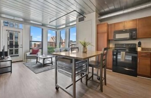 Old West Side Condo | Luxurious 2 Bedroom Condo Heart of Ann Arbor with Unmatched Amenities 431
