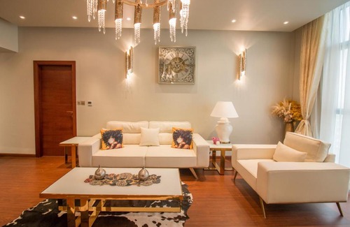 Dubai Apartment | Luxurious 2BR - Fully Upgraded - High-end facilities