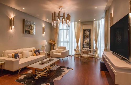 Dubai Apartment | Luxurious 2BR - Fully Upgraded - High-end facilities