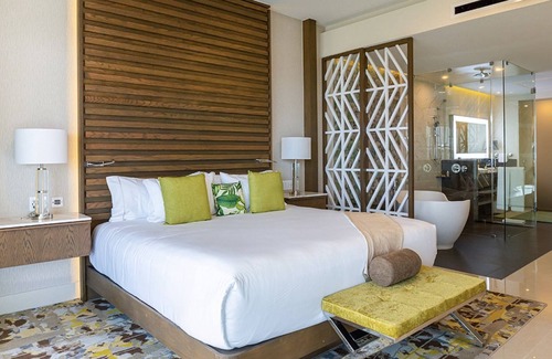 Puerto Juarez Resort | Luxurious 3 Bedroom Penthouse right on the beach of Cancun!