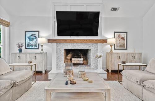 Heritage Woods House | Luxurious 4 - Bedroom Sea Pines Home with Pool, Fire Pit, & Golf Course Views - Sleeps 12