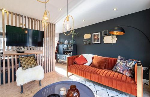 St Austell House | Luxurious 4 Bedroom New England Style Villa - Trewhiddle V5