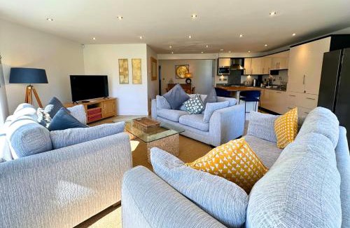 St Austell House | Luxurious 4 Bedroom New England Style Villa - Trewhiddle Villa 30