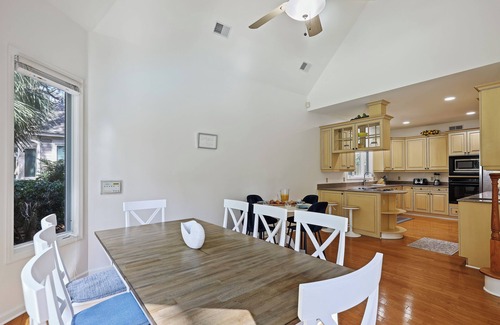 Heritage Woods House | Luxurious 4-bedroom retreat with Private Pool in Sea Pines