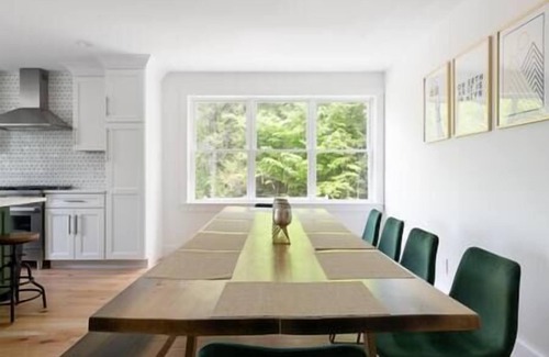 Campton House | Luxurious 5BR w/Hot Tub, Close to Loon Mountain
