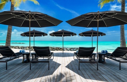 Leeward Settlement Villa | Luxurious 6 Bed Villa Located Grace Bay With Private Pool Chef and Butler