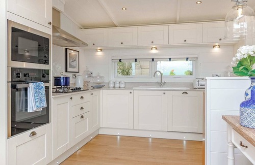 Narberth Ski Chalet | Luxurious and contemporary lodge with panoramic views.