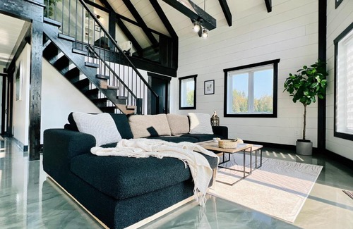 Mauricie Ski Chalet | Luxurious and Private Chalet Le Million