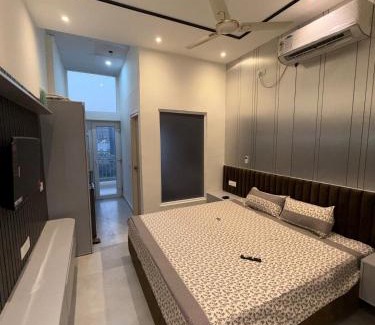 Greater Noida Apartment | Luxurious and private studio apartment-Gaur Mall
