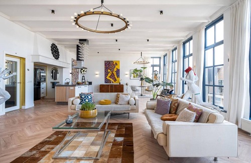 Witmarsum Villa | Luxurious apartment in a historical monument