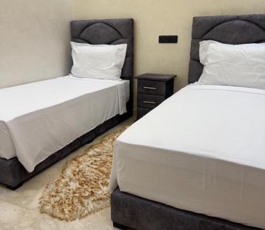 Pont Blondin Apartment | Luxurious Apt with Pool&Sea View