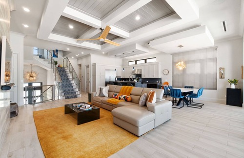 Mid Island Villa | Luxurious Beachfront Vacation Getaway | 4-Bedroom, 4.5-Bath w/Heated Pool & Spa | Sleeps 12