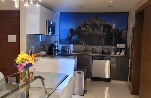Ampliacion Juarez Resort | Luxurious, Bright, Spacious One Bdrm in Amazing Villa Del Arco Cabo San Lucas