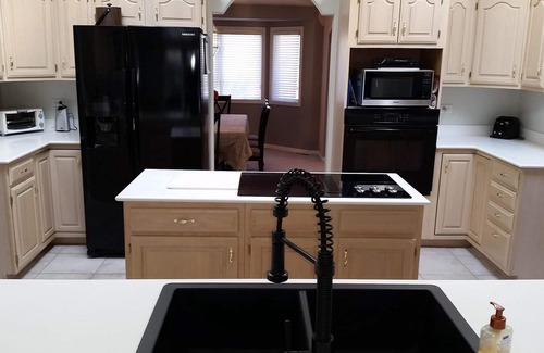Cherry Hills Village House | Luxurious Caribbean like home- famliy freindly with a pool & hot tub
