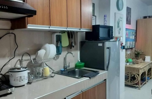 South Triangle Condo | Luxurious Condo in Quezon City With Private Pool and City Views