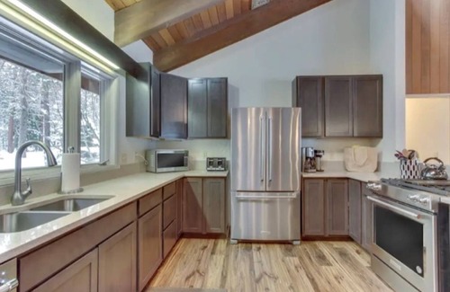 Black Butte Ranch House | Luxurious executive home located on Big Meadow Golf Course at Black Butte Ranch