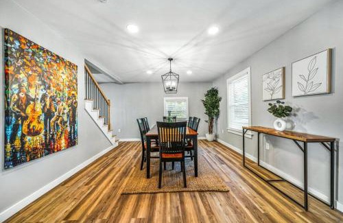 Chapin House | Luxurious Lakefront Escape