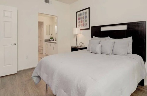 Old Pasadena Apartment | Luxurious Large 2bedroom 2bathroom Apt located in old town Pasadena CA