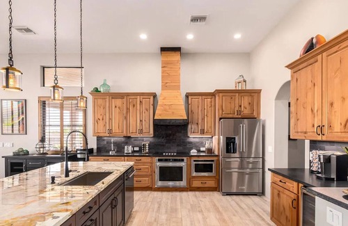 Maricopa County House | Luxurious Litchfield park Home