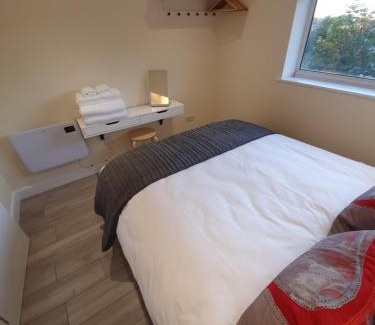 Luton Apartment | Luxurious Luton town center flat with free parking