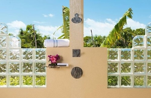 Long Bay Villa | Luxurious Mediterranean Beach Front Villa Located On Long Bay Beach