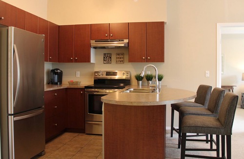 Quail Ridge Condo | Luxurious Modern 2/Bedroom 2/Bath Condo At Pinnacle Pointe Resort