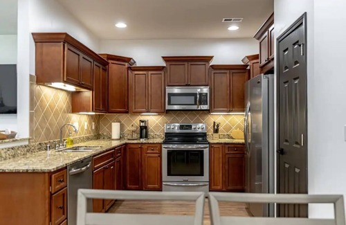 Elizabethtown House | ✸ Luxurious, Modern 3 BR only 1.8mi from Etown Sports Park ✸