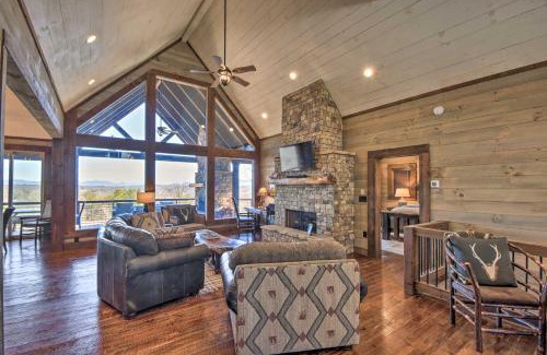 Mineral Bluff House | Luxurious Mountain Getaway with Game Room and Hot Tub!