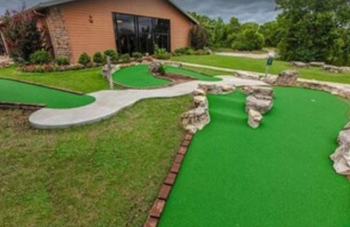 Branson Villa | Luxurious One Bedroom Grand Villa - 5 minutes of Branson's Main Attractions