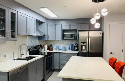 Canmore Apartment | Luxurious One Bedroom Suite WindTower