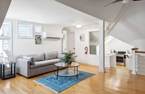 Cannonborough Elliotborough House | Luxurious Private Suites in Downtown Charleston