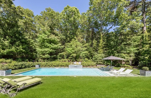 Northwest Harbor Villa | Luxurious Retreat in the heart of the Hamptons