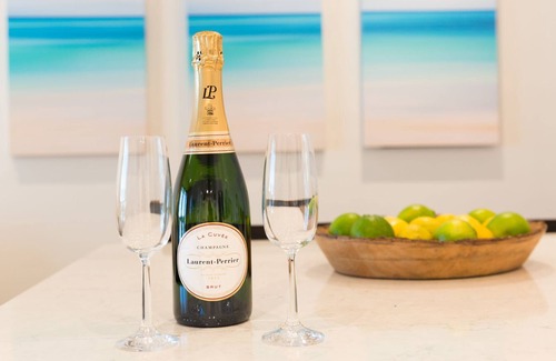 Long Bay Condo | Luxurious Stay at Oceanfront Resort