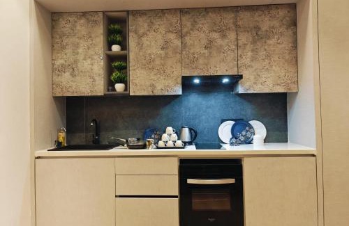 Greater Noida Apartment | Luxurious suite with City view