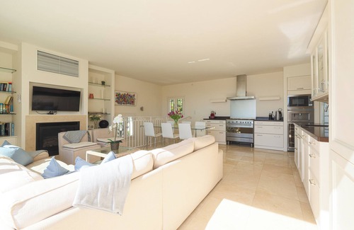 Beaulieu-sur-Mer Villa | LUXURIOUS VILLA WITH A GREAT SEA VIEW, POOL AND AIR CONDITION