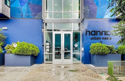 Clawson Apartment | Luxury 1 Bedroom unit in West Oakland