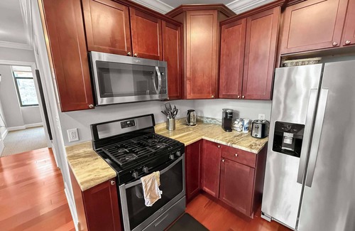 Olde Kensington Apartment | Luxury 2BD | Northern Libs | 2 Beds | Onsite gym