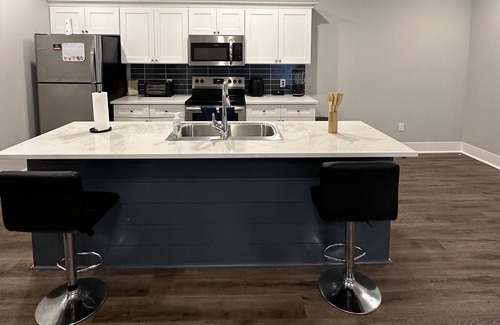 Morrow Apartment | Luxury 2bed2bath condo near ATL GA