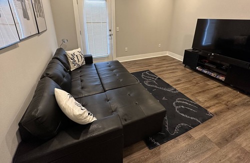 Morrow Apartment | Luxury 2bed2bath condo near ATL GA