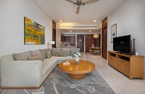 Ngu Hanh Son Apartment | Luxury 2bedroom Apartment with sea view