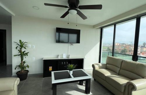 Reforma Apartment | Luxury 2BR Condo Rosarito (G)
