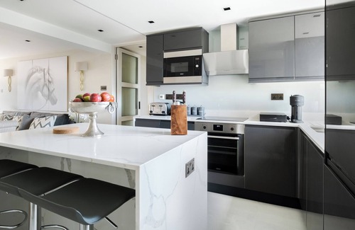 Little Venice Apartment | Luxury 3 Bedrooms Flat in Central London